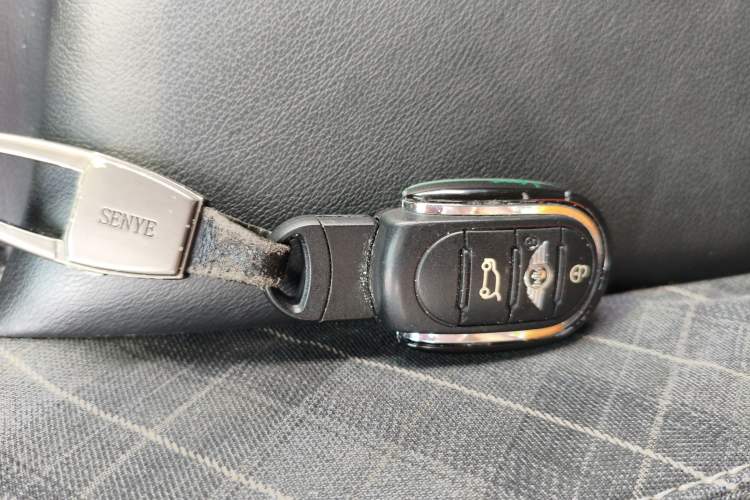 Used MINI 2014 1.5T COOPER Excitement Interior 1