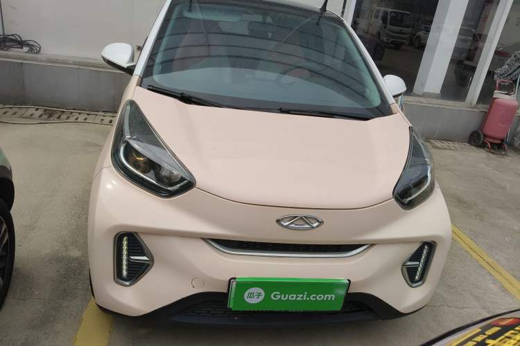 Used Chery Little Ant 2022 Revised Version Sweet Pink Edition Half-Sugar Version Lithium Iron Phosphate 30.7 kWh 30 kW 301 km
