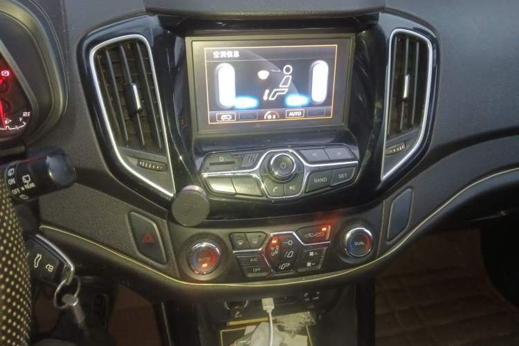 Used Chery Tiggo 5 2014 2.0L Manual - Family Deluxe Edition