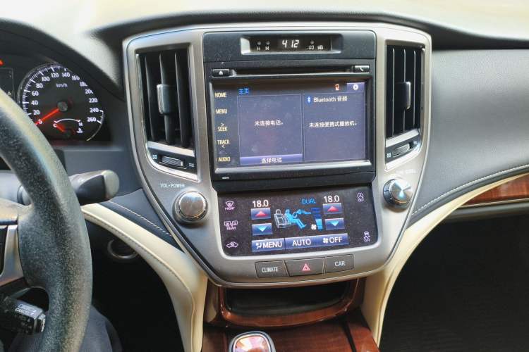 Used Toyota Crown 2015 2.0T Fashion Edition
