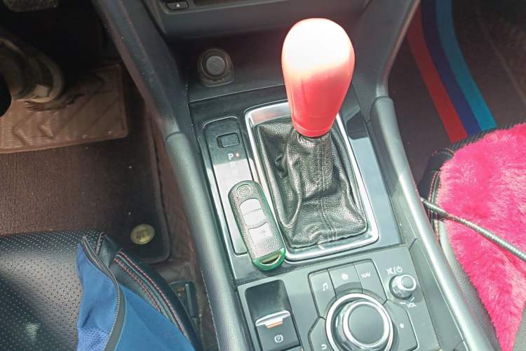 Used Mazda 3 Axela 2017 Sedan 1.5L Automatic Luxury Model Emission Standard China V