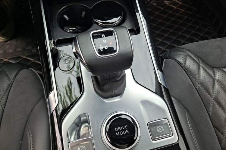 Used Hongqi HS5 2019 2.0T Smart Connect Flagship All-Wheel-Drive Version