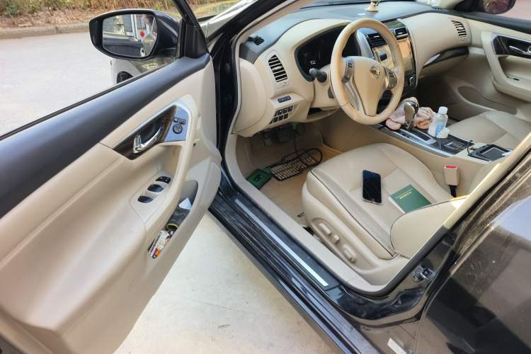 Used Nissan Teana 2014 Duke 2.5L XV Deluxe Edition
