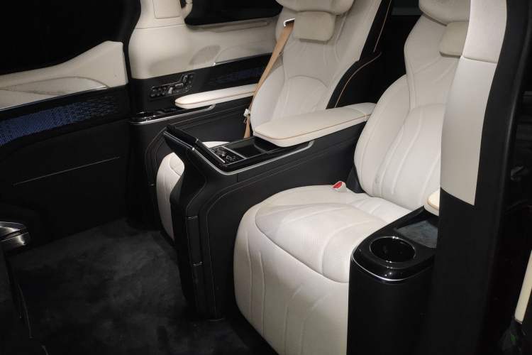 Used Zeekr 009 2024 GAC Trumpchi
