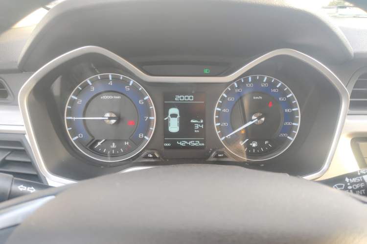 Used Geely Auto Vision X3 2019 Upgraded Model 1.5L Manual Elite Version
