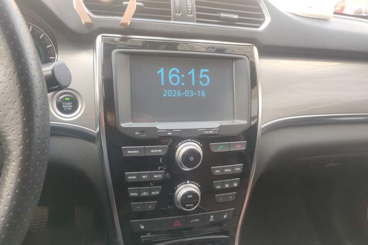 Used Haval H2 2016 Red-Label 1.5T Manual Two-Wheel Drive Luxury Model