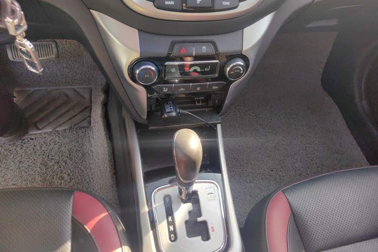 Used Changan Eado 2015 1.6L Automatic Junku Model China IV Standard