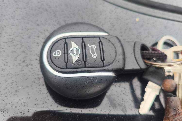 Used MINI Clubman 2016 Revised Version 1.5T COOPER Connoisseur Edition