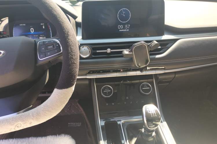 Used Chery Tiggo 8 2024 Honor Edition 230TCI Manual Advanced Version 5 Seats Audio And AC Panel