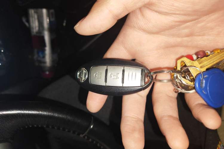 Used Nissan X-Trail 2015 2.5L CVT Leading MAX Edition 4WD
