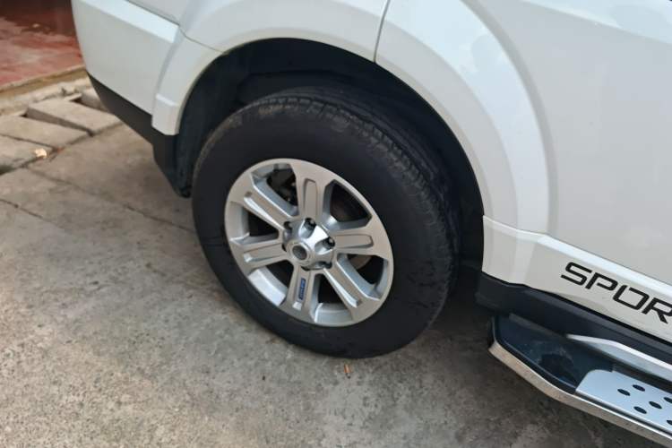 Used Haval H5 Classic 2018 Classic Edition 2.0T Diesel Manual 4x4 Elite Model Right Rear Wheel Hub