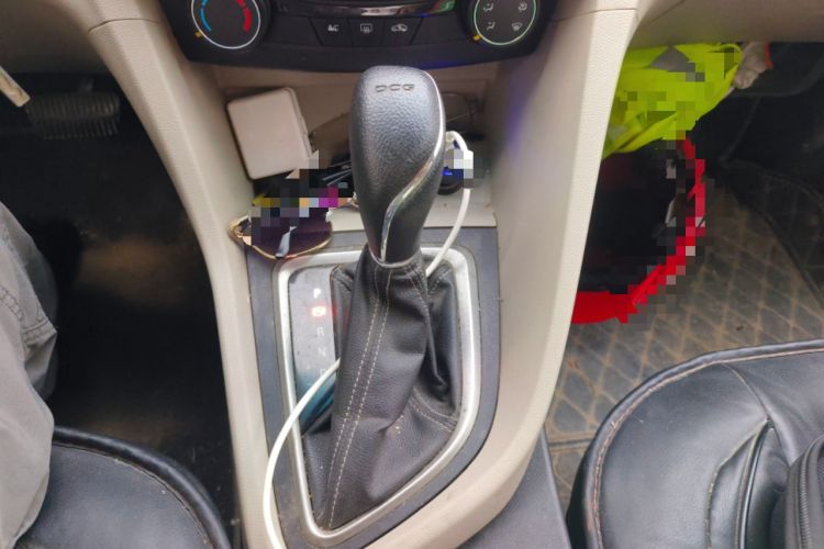 Used Buick GT 2019 15T Dual-Clutch Advanced Version China VI Standard Gear Lever