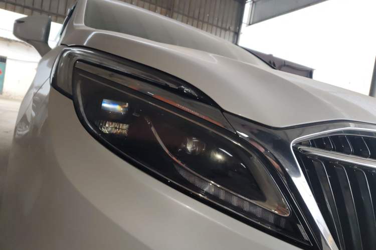 Used Buick GL8 2017 ES 28T Flagship Model China V Standard