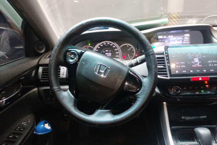 Used Honda Accord 2016 2.0L Comfort Edition Steering Wheel