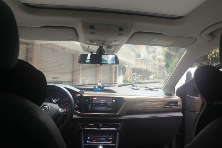 Used Volkswagen Tharu 2021 280TSI Two-Wheel-Drive Luxury Edition
