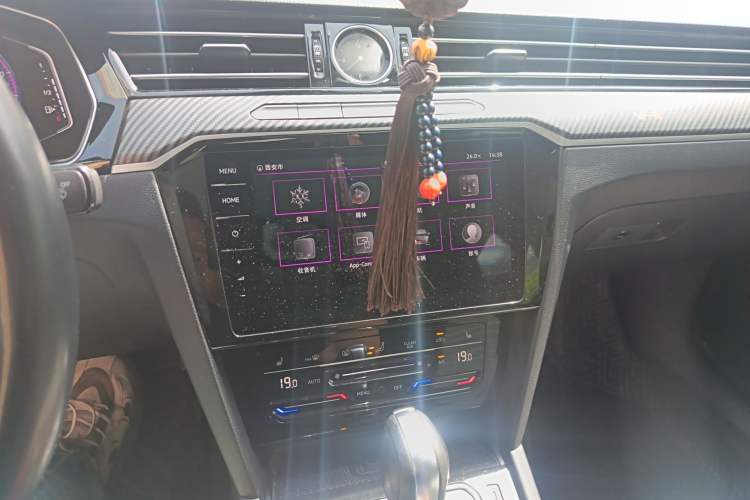 Used Volkswagen Magotan 2020 380TSI DSG Luxury Version Audio And AC Panel