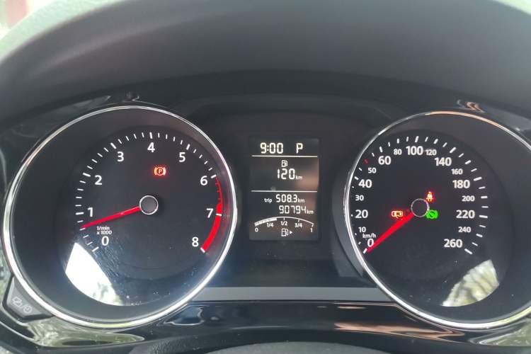 Used Volkswagen Sagitar 2018 1.6L Automatic Comfort Model Instrument Cluster