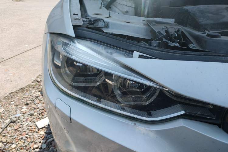 Used BMW 3 Series 2016 320Li Ambition Model
