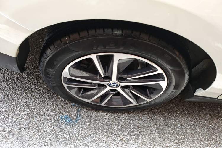 Used Venucia D60 2018 1.6L CVT Smart Connect Elite Edition