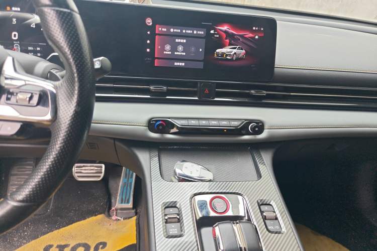 Used GAC Trumpchi EMPOW 2021 270T DCT J16 Version Audio And AC Panel