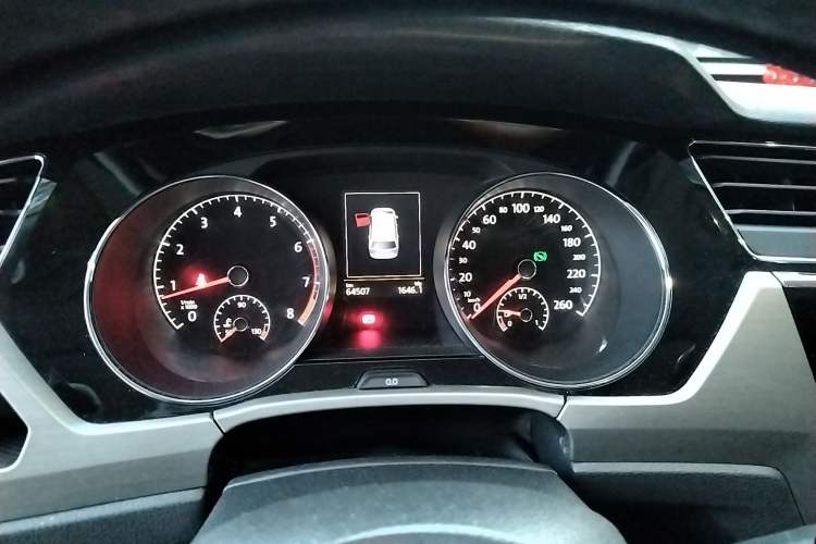 Used Volkswagen Touran 2016 Volkswagen Touran L 280TSI DSG Luxury Edition