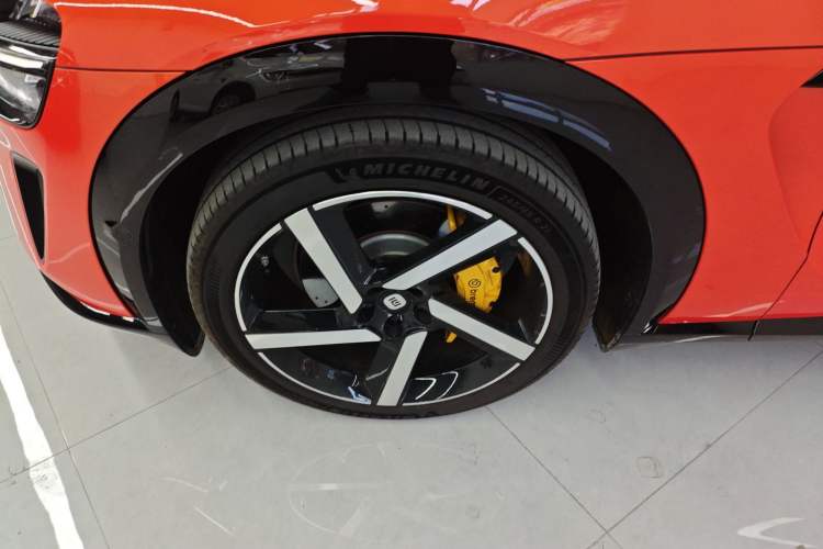 Used Xiaomi Auto YU7 2025 Ultra-Long Range High-Performance All-Wheel-Drive Max Edition