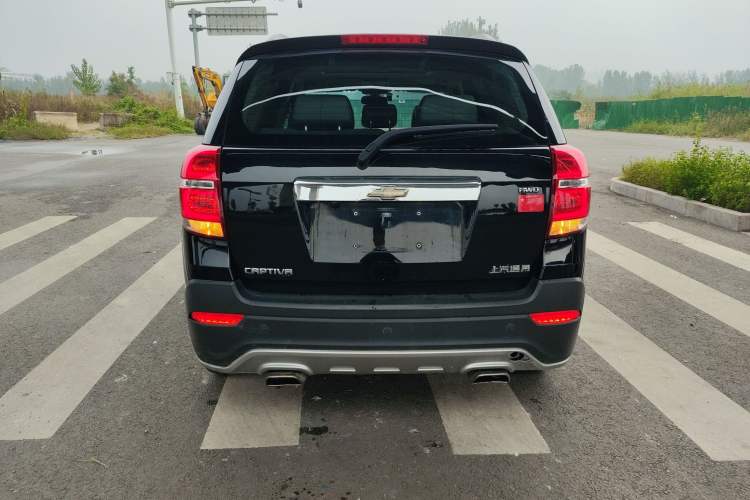 Used Chevrolet Captiva 2017 2.4L 4x4 Flagship Edition 7-Seater