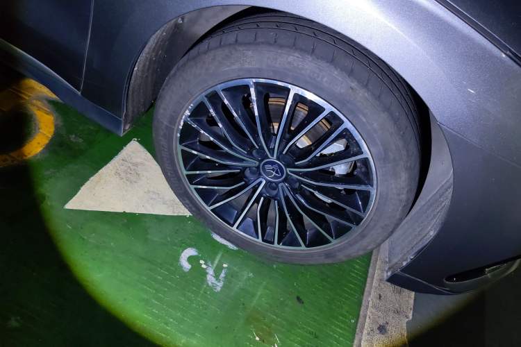 Used BYD Han 2022 DM-i 121KM Luxury Model