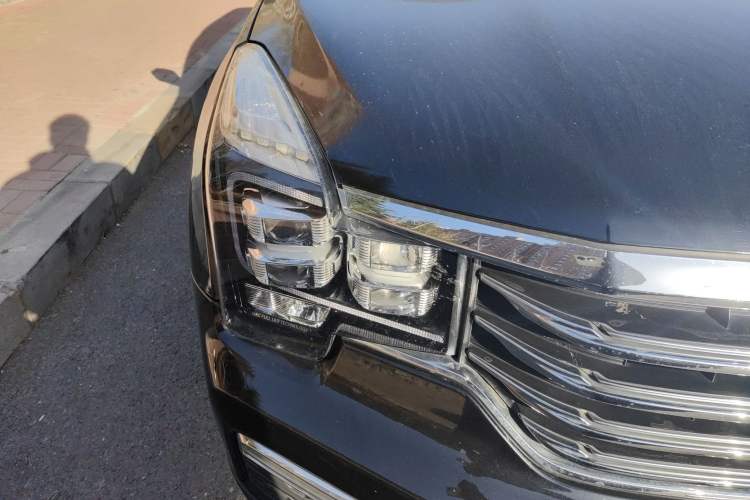 Used GAC Trumpchi GS8 2017 320T Two-Wheel Drive Luxury Smart Connectivity Version (7 Seats)