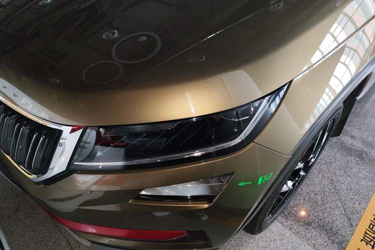 Used Skoda Kodiaq 2017 TSI380 7-Seater Four-Wheel-Drive Flagship Edition Left Front Headlight