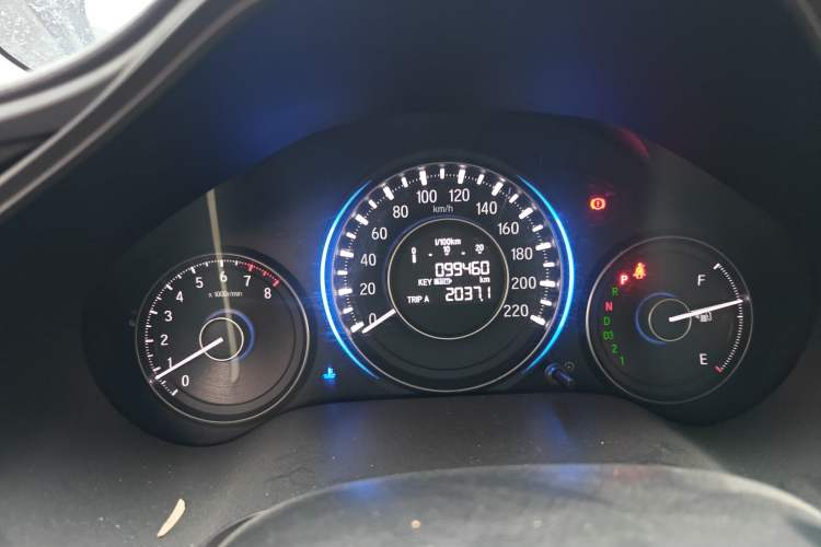 Used Honda Crider 2013 1.8L automatic luxury edition
