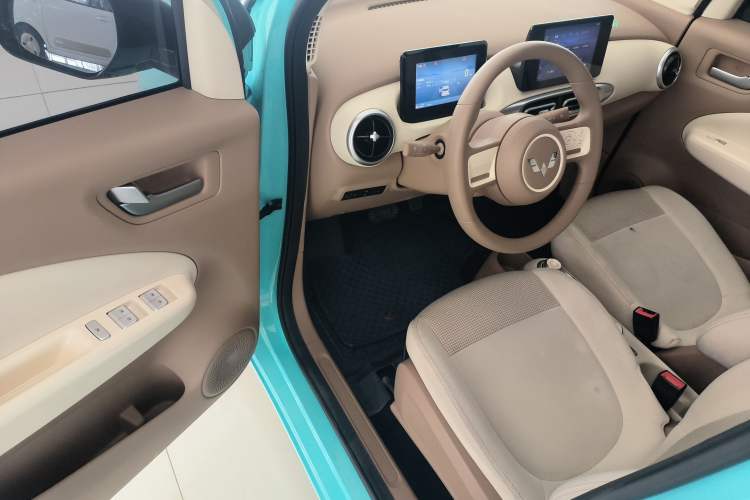 Used Wuling Hongguang MINIEV 2024 3rd Generation 215km Advanced Version Driver Seat