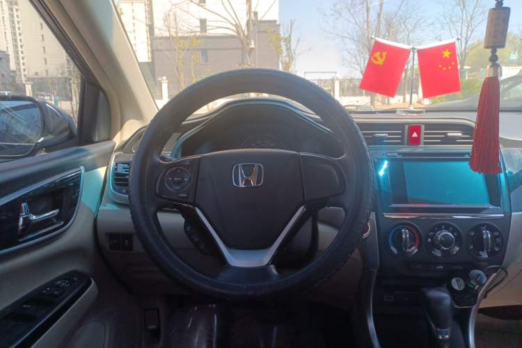 Used Honda Crider 2013 1.8L automatic luxury edition
