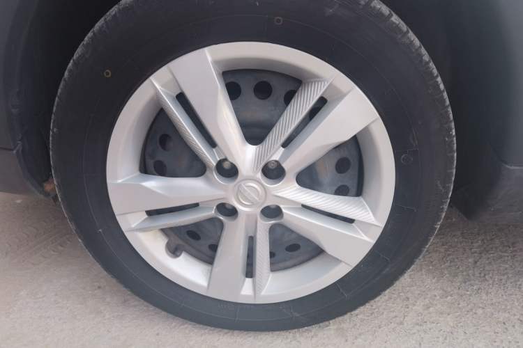 Used Nissan Kicks 2019 1.5L Manual Cool Edition
