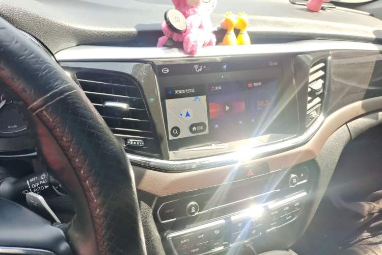 Used GAC Trumpchi GS8 2017 320T Two-Wheel Drive Luxury Smart Connectivity Version (7 Seats)
