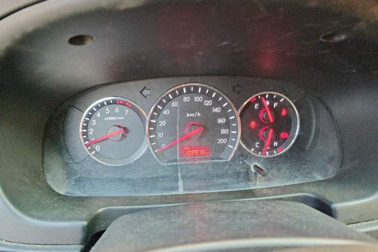 Used Changan Alsvin V3 2015 1.4L Manual Meiman Model China IV Standard