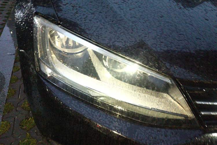 Used Volkswagen Sagitar 2014 Revised Version 1.6L Automatic Comfort Edition Right Front Headlight