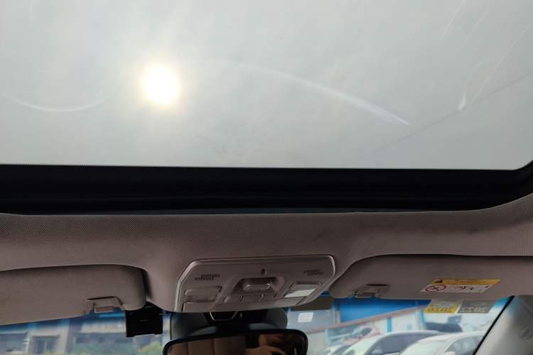 Used Geely Auto Emgrand GT 2018 1.5T MHEV Yaozhi Edition
