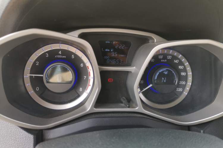 Used JAC Group Refine S3 2014 1.5L CVT Luxury Version Odometer Close Up