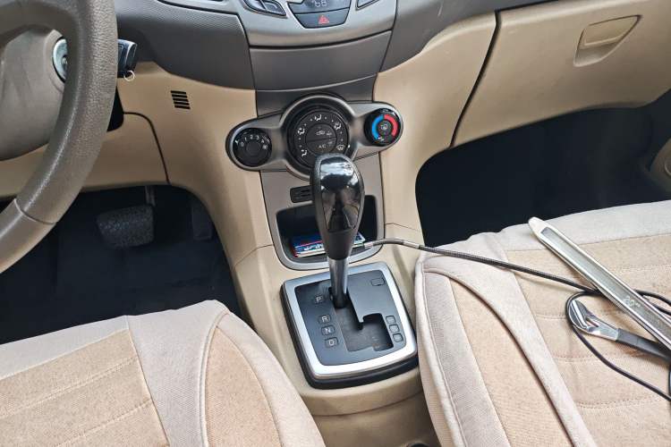 Used Ford Fiesta 2011 Sedan 1.5L Automatic Fashion Edition
