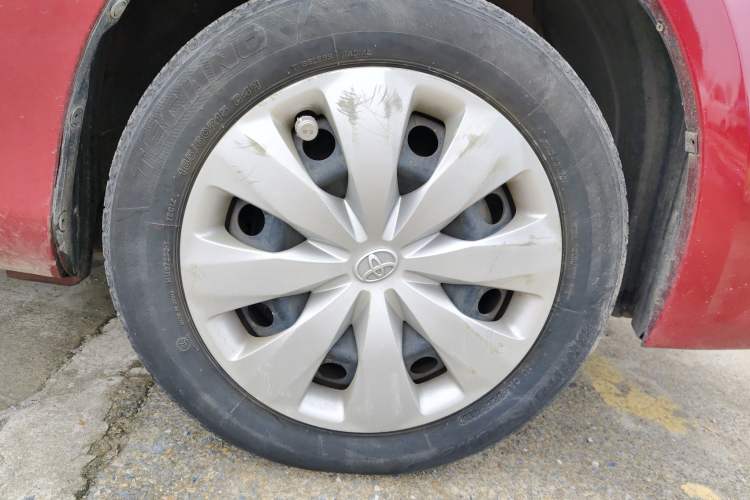 Used Toyota YARiS L Zhi Xuan 2015 1.5E Automatic Charm Edition