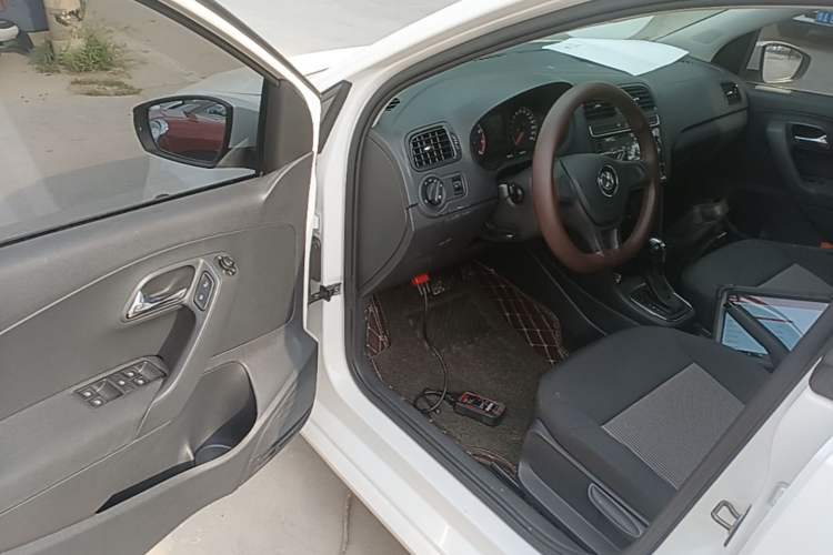 Used Volkswagen Polo 2016 1.4L Automatic Trendy Model