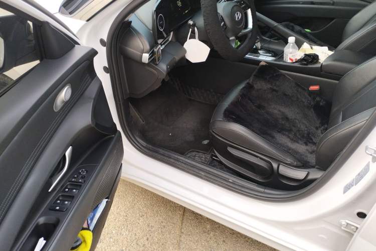 Used Hyundai Elantra 2023 1.5L CVT GLX Elite Edition
