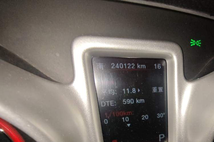 Used Dodge Journey 2013 2.4L Two-Wheel Drive Luxury Version