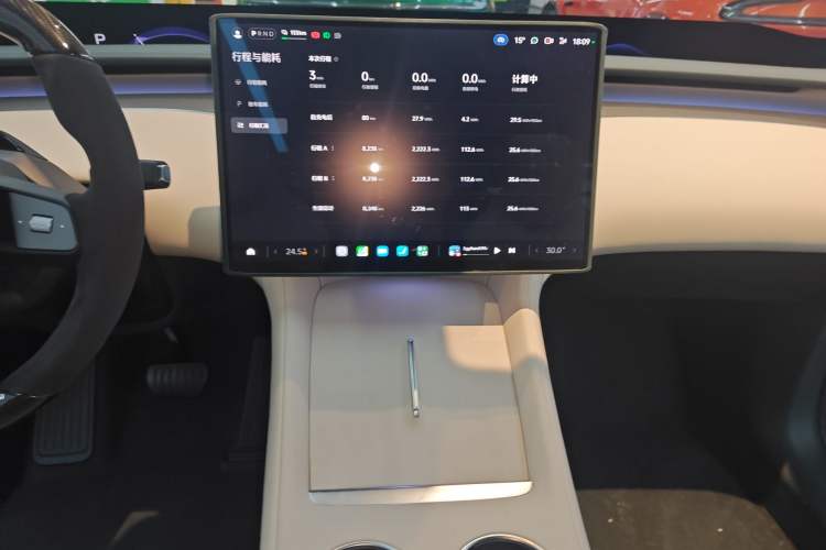 Used Xiaomi Auto YU7 2025 Ultra-Long Range High-Performance All-Wheel-Drive Max Edition
