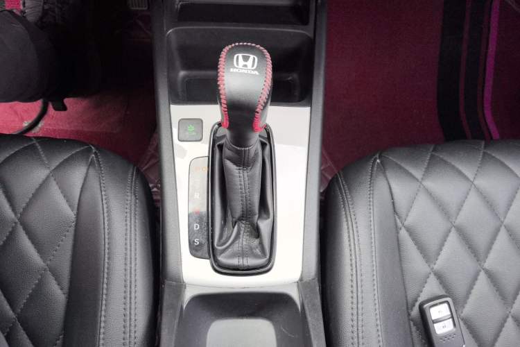 Used Honda Fit 2021 1.5L CVT Trend Edition Gear Lever