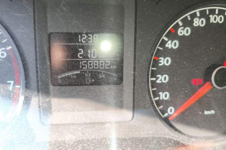 Used Volkswagen Sagitar 2012 1.6L Automatic Comfort Edition Odometer Close Up