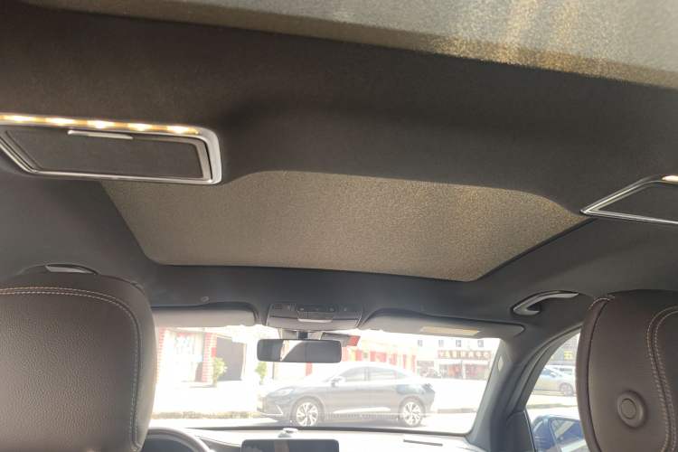 Used Mercedes-Benz GLC 2022 Refreshed GLC 300 L 4MATIC Dynamic Edition
