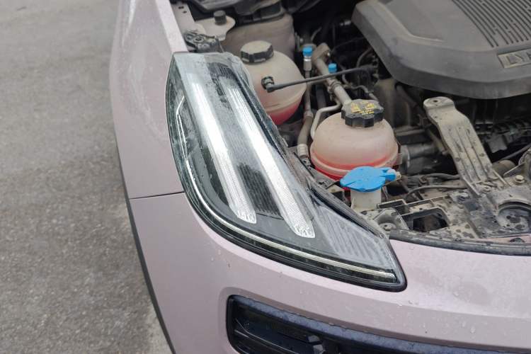 Used Lynk & Co 06 EM-P 2022 PHEV Shero Pink Special Edition