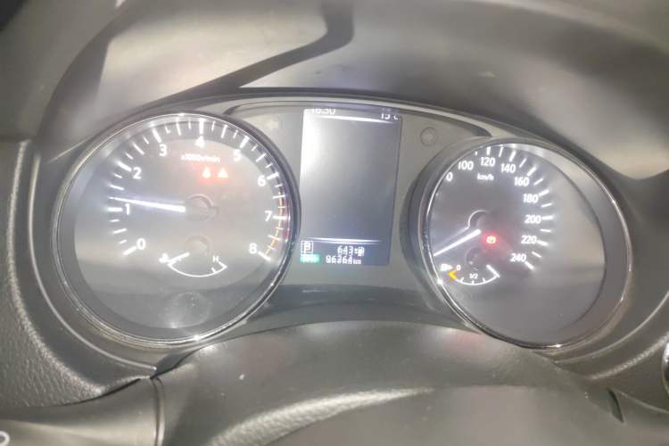 Used Nissan X-Trail 2019 2.0L CVT Smart Connect Comfort Edition 2WD
